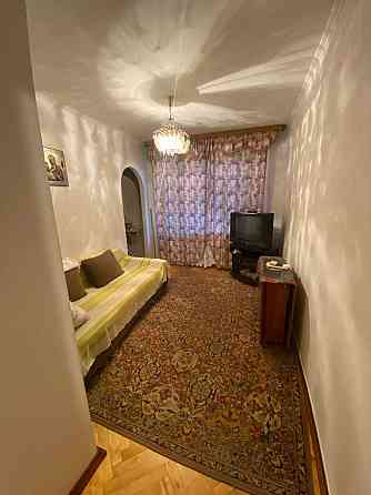 Продаж Квартира 4-кімнатна, 1/10 поверх на вул. Коновальця Євгена L'viv