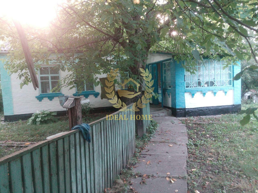 Продам будинок з земельною ділянкою в Малополовецькомуу  - фото 4