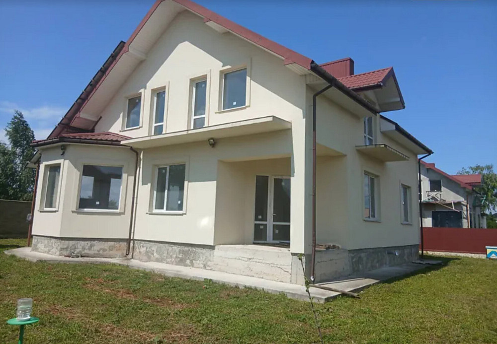 Продаж 2 поверхового будинку з мансардою і ділянкою на 10 соток, 287.4 кв. м, Смиківці  - фото 1