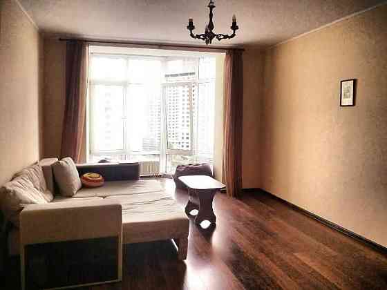 Оренда Квартира 1-кімнатна, 7/13 поверх на Юлії Здановської, 54А Киев