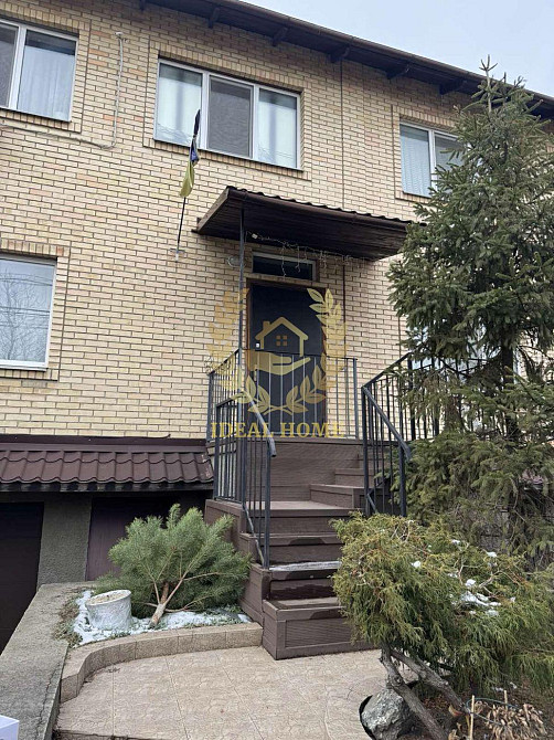 Продаж Будинок 4-кімнатний  - фото 1