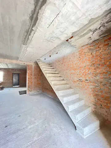 Продаж      на Садова вулиця 119 Кропивницький - фото 1