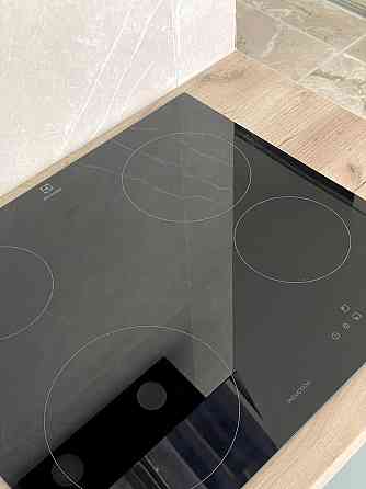 Продаж Квартира 1-кімнатна, 3/25 поверх на Столичне шосе, 3а Kiev