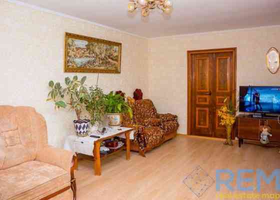 Продам часть дома с участком 6,3 сотки в районе Селекционного института. Одесса