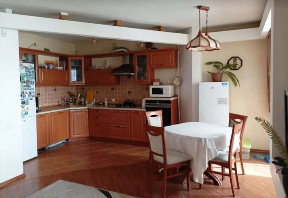 Просторная двухуровневая квартира возле парка Победы. Одеса - фото 2