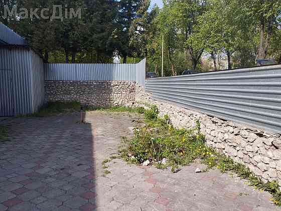 Оренда приміщення вільного призначення на вул. Захисників України Ternopil'