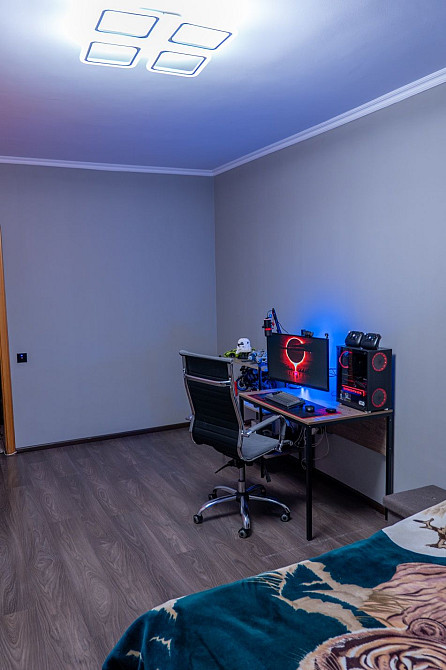 Продаж Квартира 1-кімнатна, 6/24 поверх на Драгоманова вул., д. 4А Київ - фото 1