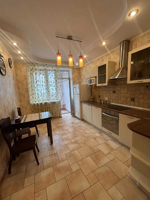 Оренда Квартира 1-кімнатна, 19/24 поверх на Бажана, 10 Kiev - photo 1