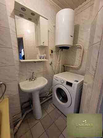 Оренда Квартира 2-кімнатна, 9/9 поверх на вул. Студентська Rivne