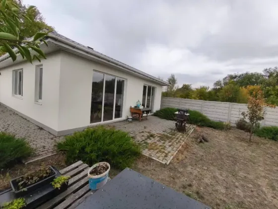 Продаж 1-поверховий Будинок 80 кв.м 3 кімн. на смт Яворницьке Дніпро