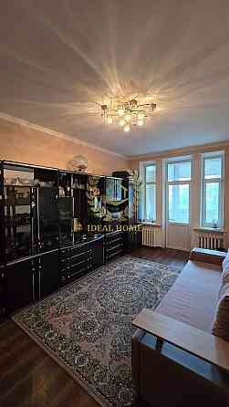 Продаж Квартира 4-кімнатна на Большая Васильковская ул., 42 Київ