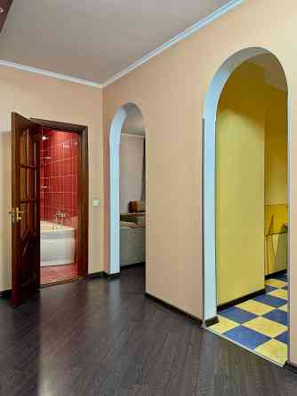 Продаж Квартира 1-кімнатна, 9/23 поверх на Автозаводська вул., д. 99/4 Київ