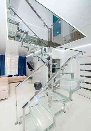 Продаж Квартира 5-кімнатна, 19/20 поверх на Анни Ахматової,, 30 Київ