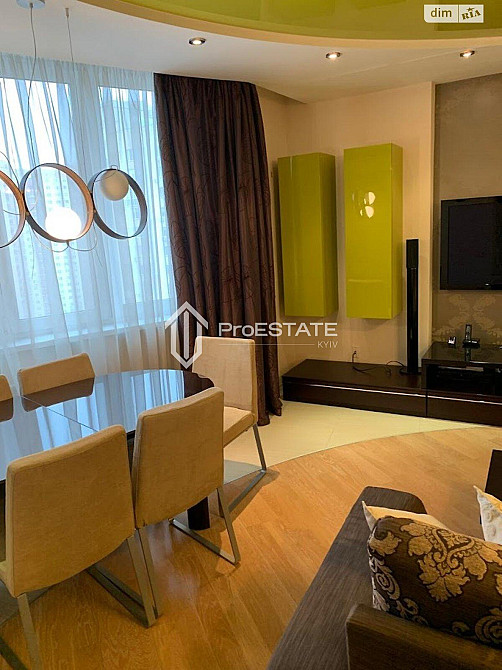 Продаж Квартира 3-кімнатна, 16/24 поверх на вул. Урловская Київ - фото 2