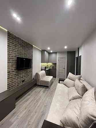 Оренда Квартира 1-кімнатна, 20/25 поверх на Зарічна, 3 Киев