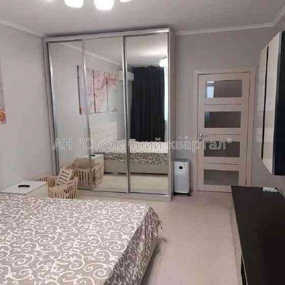 Продаж Будинок 1-кімнатний на Сікорського Ігоря Авіаконструктора вул., 1 Київ