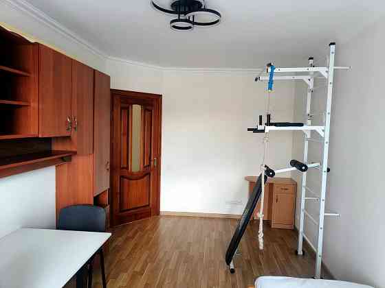 Оренда 2к Квартира 65 кв.м Наукова вул. Львів