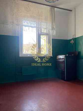 Продаж 3-кімнатної квартири на Біличах Київ