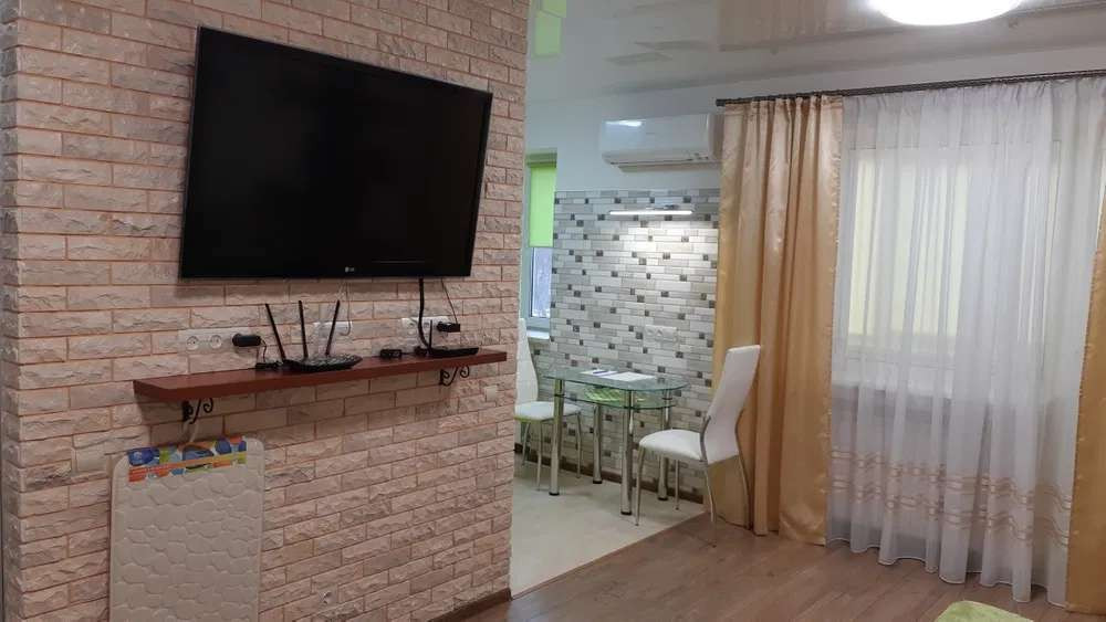 Оренда Квартира 1-кімнатна, 4/5 поверх на ул. Константина Заслонова Киев - изображение 4