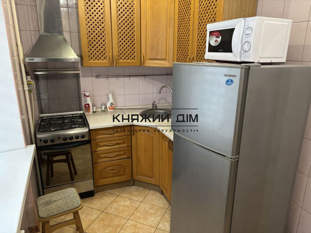 Оренда Квартира 1-кімнатна, 4/9 поверх на Большая Васильков Киев - изображение 2