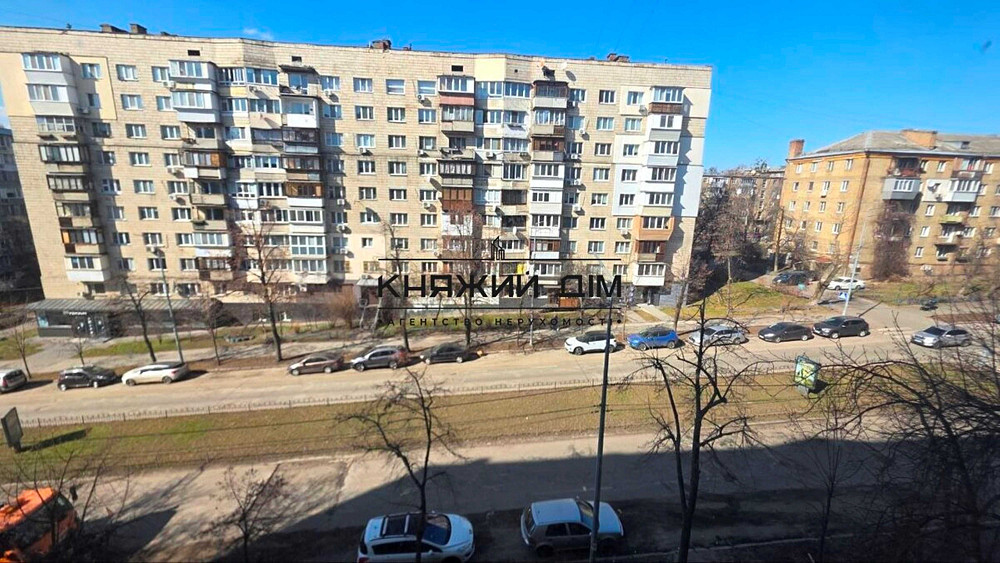 Продаж Квартира 2-кімнатна, 5/9 поверх на Богдана Гаврилишина вул., д. 10 Киев - изображение 1