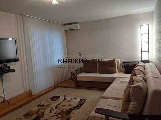 Большая 3к. квартира возле метро Позняки, ул.Гмыри. Код объекта: 21137235. Київ