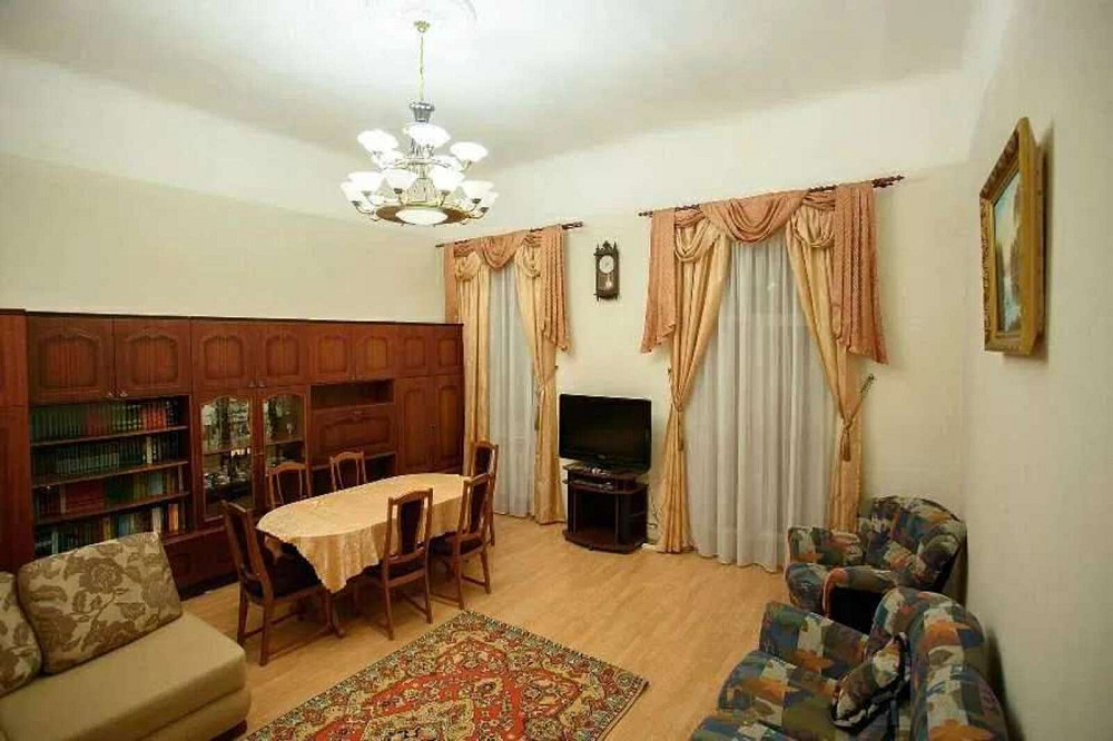 Оренда Квартира 2-кімнатна, 2/6 поверх на ул. Десятинная Київ - фото 1