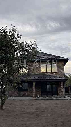 Продаж Будинок 4-кімнатний на вул. Покровська Чабани