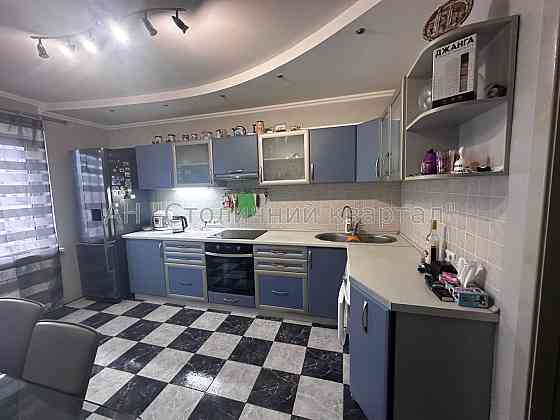 Продаж Квартира 2-кімнатна, 16/16 поверх на Урлівська вул., 9 Київ