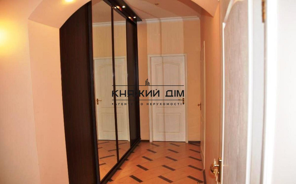 Без комісії! Простора, видова 3-х к. кв. м. Палац Україна. № 21104018 Київ - фото 7