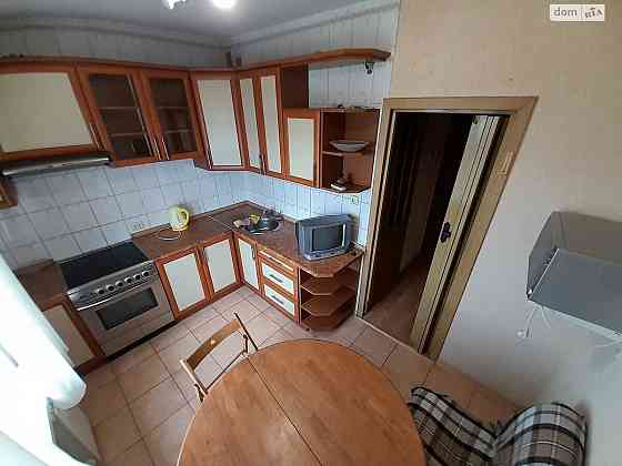 Оренда Квартира 2-кімнатна, 9/16 поверх на Срібнокільська, 16 Київ