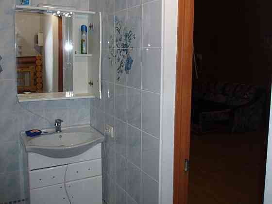 Продаж Квартира 3-кімнатна, 1/4 поверх Київ