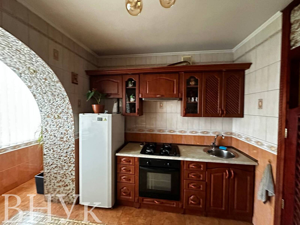 Продаж Квартира 3-кімнатна, 5/5 поверх на бульвар Героїв Крут Чернівці - фото 3