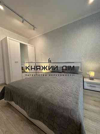 Оренда Квартира 1-кімнатна, 14/25 поверх на Ревуцького Киев