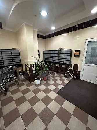 Продаж Квартира 2-кімнатна, 12/24 поверх на Чавдар Єлизаветы ул. Kiev