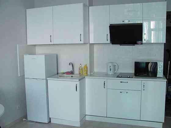 Оренда Квартира 1-кімнатна, 13/26 поверх на Харьковское шоссе, 188 Kiev