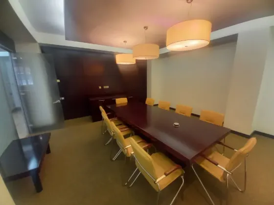 Здається Офісні приміщення площа 514 кв.м Дніпро Королеви Єлизавети ІІ Дніпро