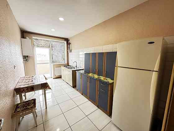 Продаж Квартира 1-кімнатна, 9/9 поверх на Спортивная ул. Дніпро