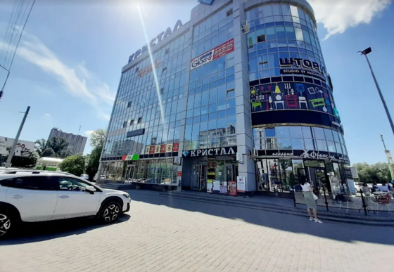 Продаж комерційного приміщення на вул. Торговиця, площа 369 кв.м Тернопіль