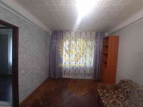 Затишна 2-кімнатна квартира на Єреванській Киев