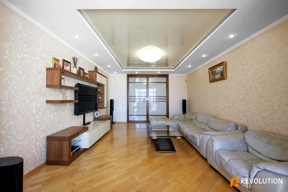 Продаж Квартира 3-кімнатна, 8/20 поверх на Самійла Кішки вул., д. 7-А Київ - фото 1