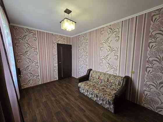 Продаж Квартира 4-кімнатна, 5/10 поверх на Варейкиса ул., 2 Дніпро