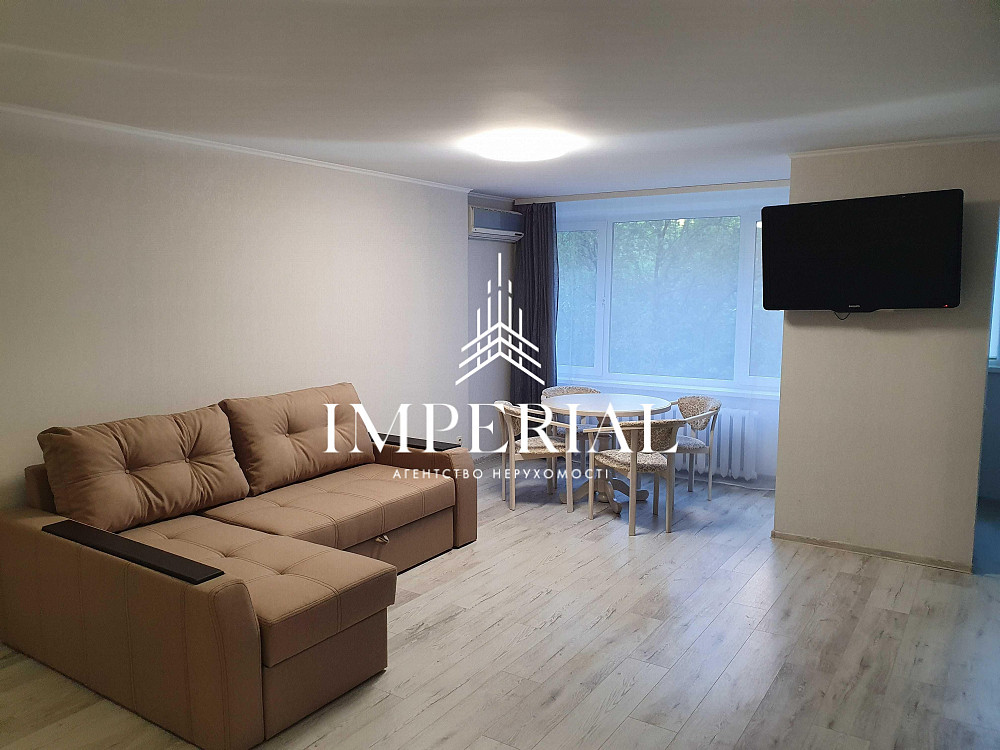 Оренда Квартира 3-кімнатна, 2/11 поверх на вул. Виноградний Київ - фото 1