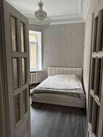 Продаж Квартира 4-кімнатна, 2/4 поверх на Коблевская улица, 29 Одесса