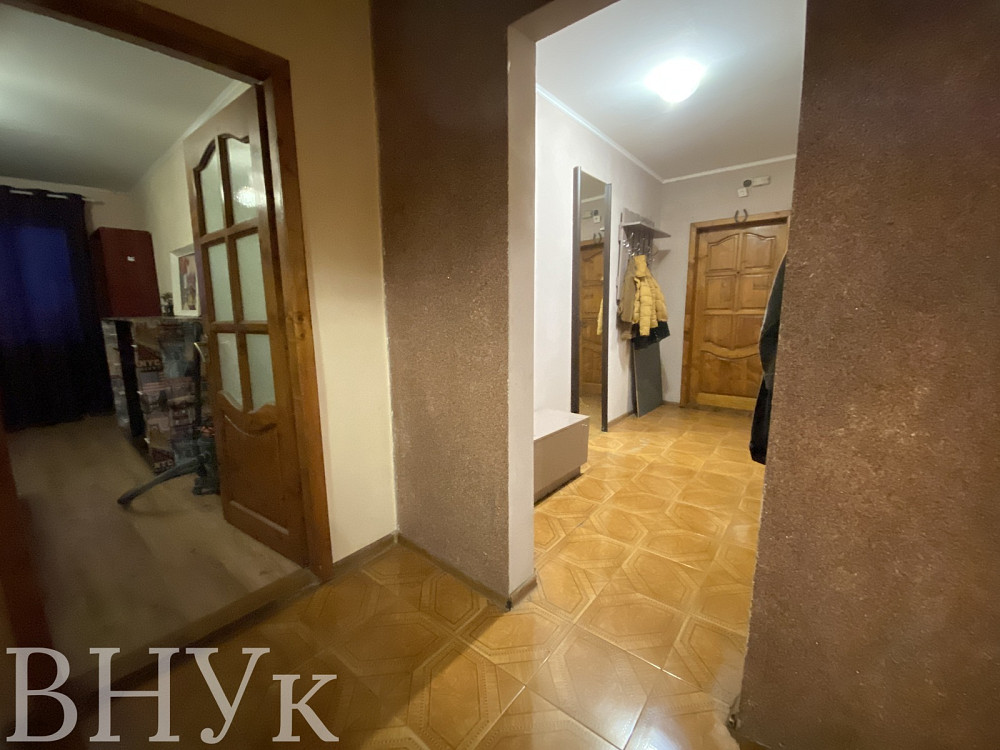 Продаж Квартира 3-кімнатна, 6/9 поверх на 8 березня Ужгород - фото 9