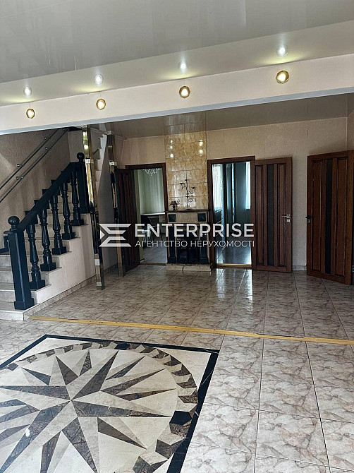 Продаж 3-поверховий Будинок з ділянкою 5 сот 267.2 кв.м 6 кімн. на Продольна 1 вул. Киев - изображение 3