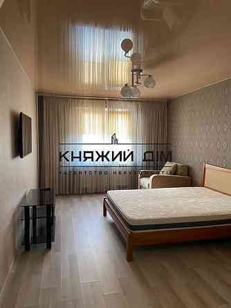 Продаж Квартира 1-кімнатна, 15/25 поверх на Милославская ул. Київ