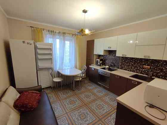 Продаж Квартира 2-кімнатна, 13/16 поверх на Григоренко Петра вул., д. 1 Киев