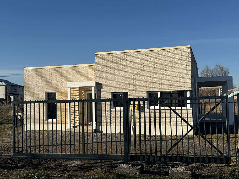 Продаж Будинок на Карєрна  - фото 1