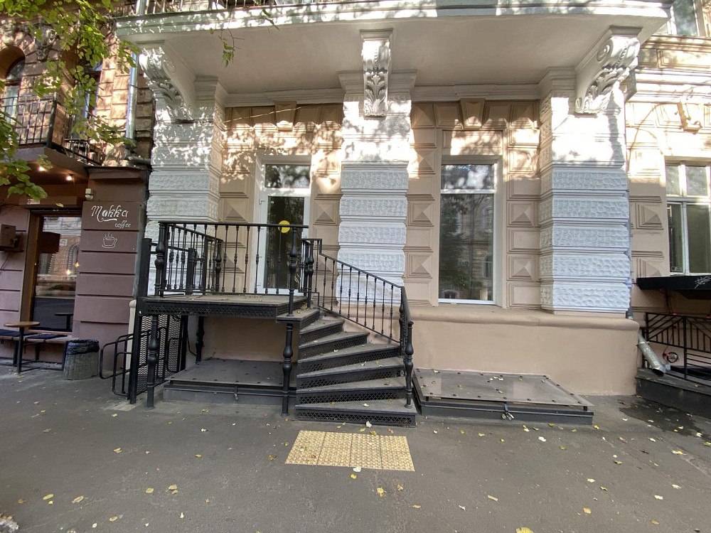 Продаж комерційне приміщення на ул. Дворянская, 8 приміщень - 2, поверх - 1 Одеса - фото 1